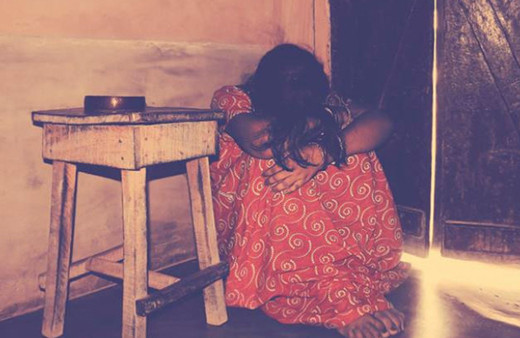 Hindistan'da kocası para karşılığı gönderdi! Genç kadına toplu tecavüz dehşeti