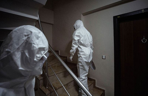 Ankara'da mutasyonlu virüs paniği! 11 kişide koronavirüs çıkan binaya karantina