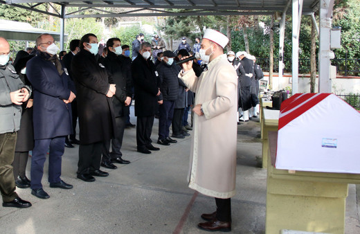 Eski Gümrük ve Tekel Bakanı Mataracı son yolculuğuna uğurlandı