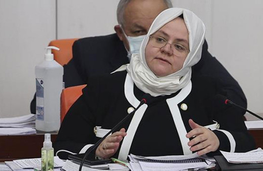 TBMM'de tansiyon yükseldi! İYİ Partili Vekilin "Hay maşallah" demesi Bakan Selçuk'u çok sinirlendirdi