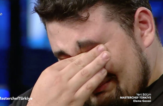 MasterChef Türkiye'de Eray Aksungur elendi ağla ağlaya böyle veda etti