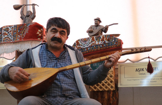 Sivas'ta 770 bin liralık teklifi elinin tersiyle itti! Bağlamasını bakın neden satmadı