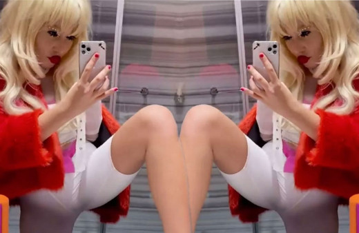 Bahar Candan banyoda dans etti! Görenlere 'Yok artık' dedirtti