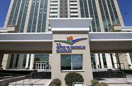 Çevre ve Şehircilik Bakanlığından İzmir'de aktif fay hattı üzerine konut yapılacağı iddiasına yalanlama