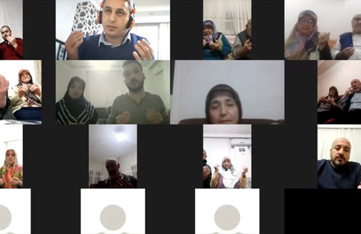 Osmaniye'de Kovid-19'dan hayatını kaybeden bir kişi için çevrim içi mevlit okutuldu