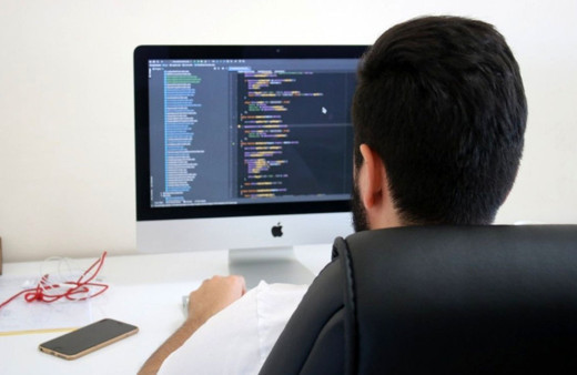 İstanbul’da sahte sterlinle zenginleri dolandıran 4 kişi yakalandı