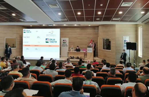 Pandemiye rağmen KUMSMALL AVM'de 65 milyonluk rekor mağaza satışı