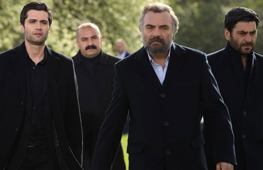 Karar değiştirdi! Eşkıya Dünyaya Hükümdar Olmaz'dan kötü haber geldi