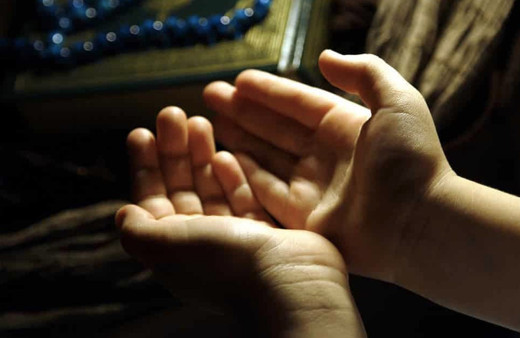 Cuma duası kısa Arapça cuma günü okunacak dualar hangisi