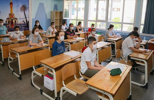 LGS sınavında sınava girecek kişiye okunacak dualar Diyanet sınav duası okunuşu