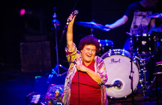 Selda Bağcan'dan dikkat çeken açıklama: Açık giyinmeyi ayıp buluyorum