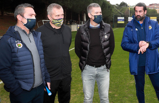 Fenerbahçe'de tarihi karar! Ali Koç 7 futbolcuya para cezası kesti