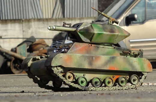 Trabzonlu usta hurda parçalarıyla tank üretti! Ateşleme sistemi bile kurmuş