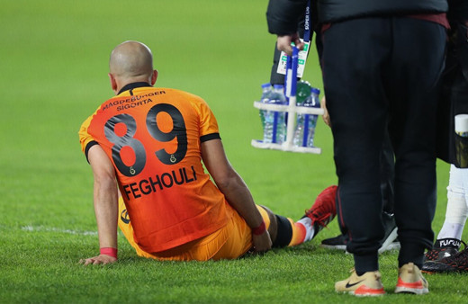 Galatasaray'da Sofiane Feghouli en az 2 hafta yok