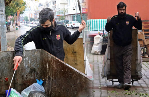 Türkiye bu genci konuşuyor Antalya'da 1,5 ayda hazırlandı! Çöpten plastik topluyordu