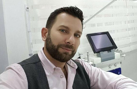 Denizli'de estetik uzmanı doktor koronavirüsten hayatını kaybetti