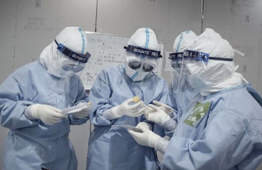 Yeni koronavirüs araştırmasıyla ortaya çıktı! 4 kat daha ağır geçiriyorlar