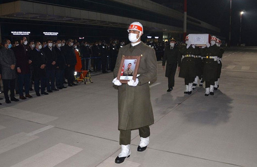 Cumhurbaşkanı Erdoğan'dan şehit ailesine başsağlığı mesajı