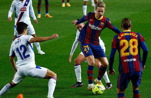 Barcelona'dan Nou Camp'ta puan kaybı! Eibar 1 puanla dönüyor