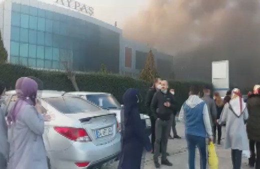 İstanbul Çatalca'da saat fabrikasında yangın çıktı