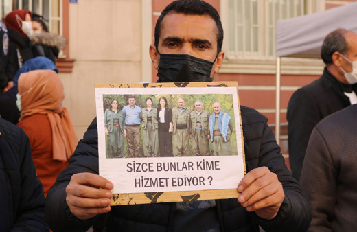 Evlat nöbetindeki ailelerden CHP'ye tepki: Sizde hiç mi vicdan yok Kılıçdaroğlu!