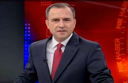 FOX TV Spikeri Selçuk Tepeli: Bu ülkenin yarısı kadın, siz geri zekalı mısınız?