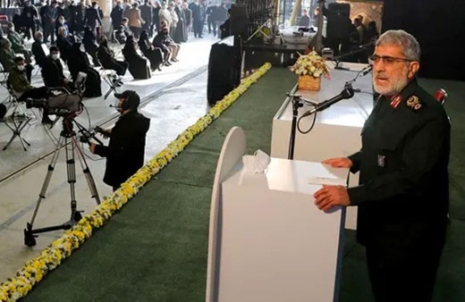 İran Devrim Muhafızları Komutanı'ndan ABD'ye tehdit: Evinizin içinde vuracağız