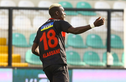 Fenerbahçe'den Alassane Ndao harekatı