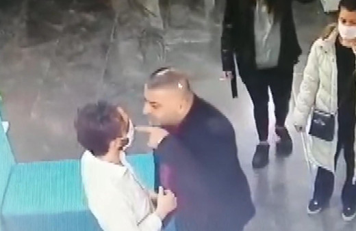 İstanbul Küçükçekmece'de veteriner hekime yumruk kamerada