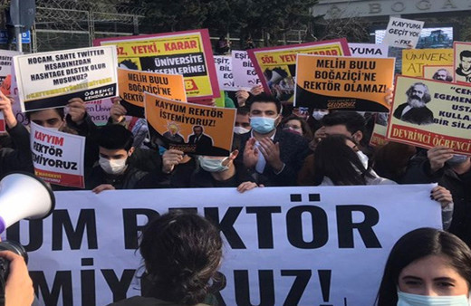 Boğaziçi Üniversitesi'nde Melih Bulu protestosu: Kayyum istemiyoruz