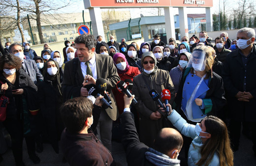 Sakarya'da havai fişek fabrikasındaki patlama davası! Hayatını kaybedenlerin yakınları isyan etti