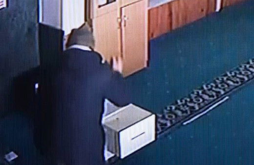 Aynı gün iki camiyi soydu suç kaydı kabarık çıktı