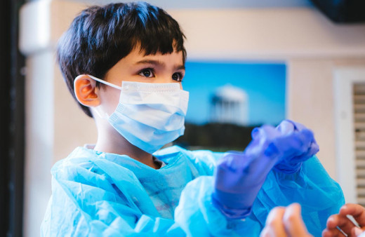 Pandemide ikinci dalgayla çocuk vakalar arttı! Yoğun bakıma kaldırılanlar oldu