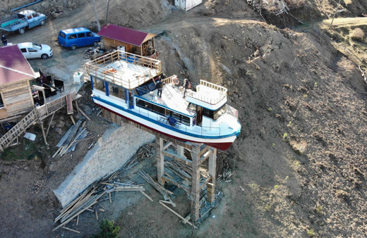 Karadenizli bunu da yaptı! Trabzon'un yaylasına gemi dikti servet harcamış