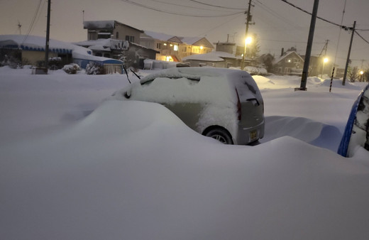 Kar Japonya'yı esaret altına aldı! Çok sayıda ölü ve yaralı var