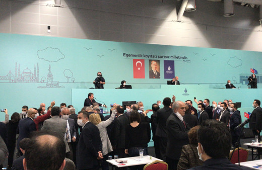 Şeb-i Arus ve Halk Ekmek konuları İBB Meclisini karıştırdı