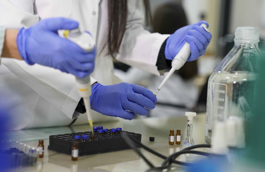 DSÖ: Zengin ülkelere milyonlarca, bir yoksul ülkeye 25 doz aşı