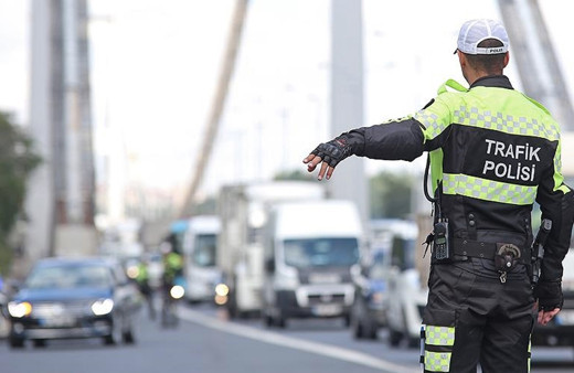 Kırmızı ışıkta geçme cezası kaç para oldu 2021 ceza listesi