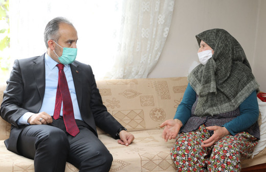 60 bin hastaya 879 bin sağlık hizmeti