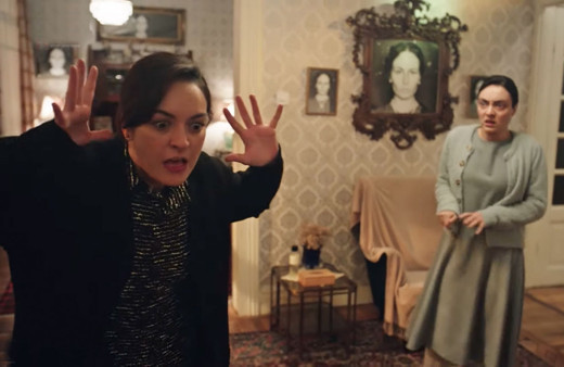 TRT 1 Masumlar Apartmanı performansıyla Ezgi Mola yıktı geçti herkes onu konuştu