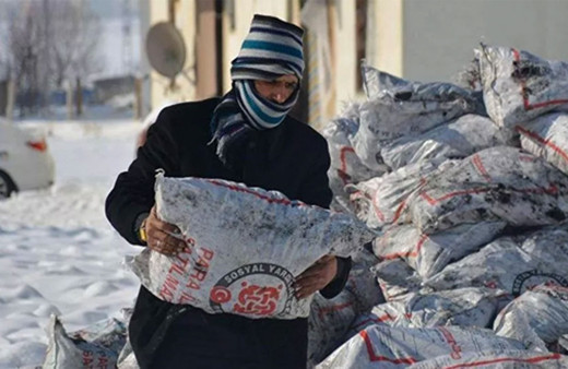 Muhtaç ailelere kömür yardımı devam edecek! Resmi Gazete'de yayımlandı!