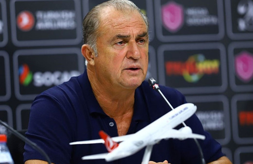 Fatih Terim aradığı sol beki buldu: Patrick van Aanholt