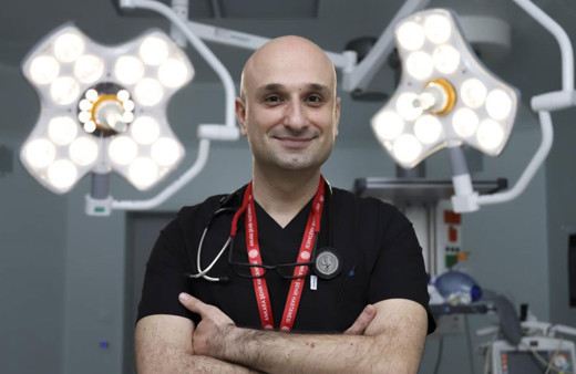 Bilim Kurulu Üyesi Doç. Dr. Afşin Emre Kayıpmaz: Normale dönüş için aşımız elimizdeki en önemli araç