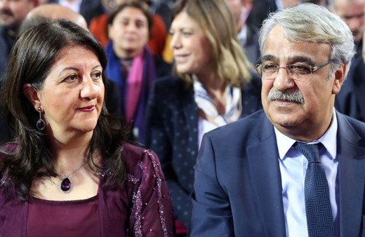 Sağlık Bakanı Fahrettin Koca, aşı için Mithat Sancar ve Pervin Buldan'ı bizzat aradı