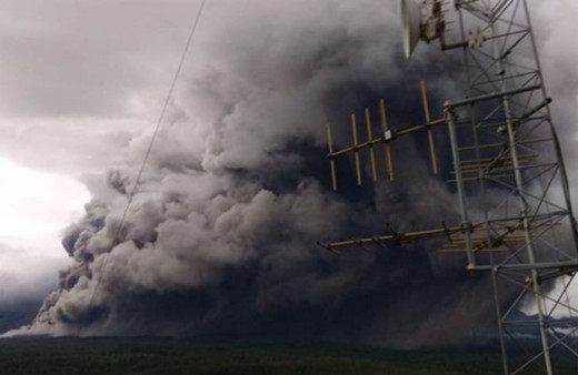Endonezya'daki Semeru Yanardağı'nda patlama