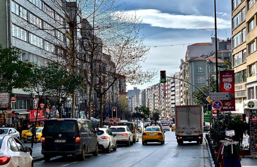 İstanbul Valiliği açıkladı; bugün bu yollar trafiğe kapalı