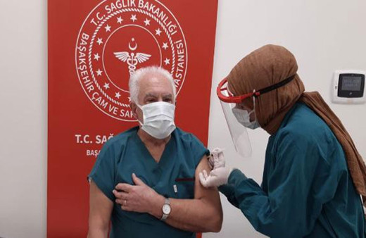 Doğu Perinçek koronavirüs aşısı oldu