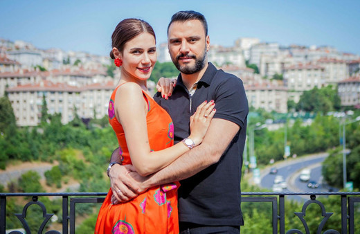 Alişan'ın eşi Buse Varol 'Doğuma 15 gün' deyip hamilelik pozunu böyle paylaştı