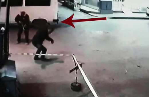 Aydın'da emekli polis atık toplayan kişiyi 1 liralık kağıt için kurşunladı