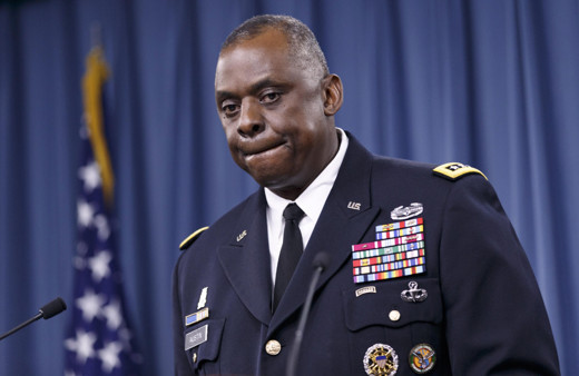 ABD'nin ilk siyahi Savunma Bakanı Lloyd Austin oldu